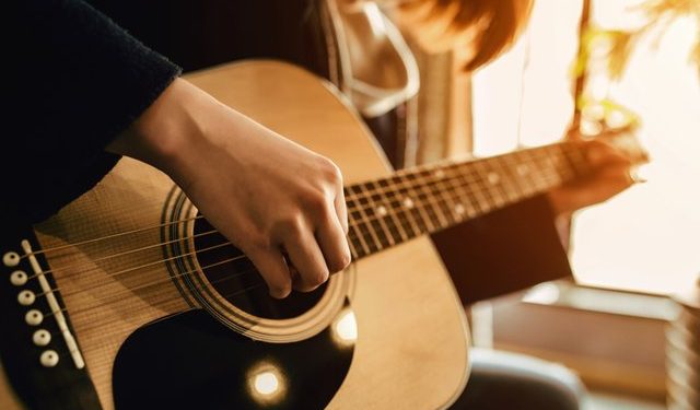 Trung tâm dạy đàn quận Tây Hồ – Hà Nội